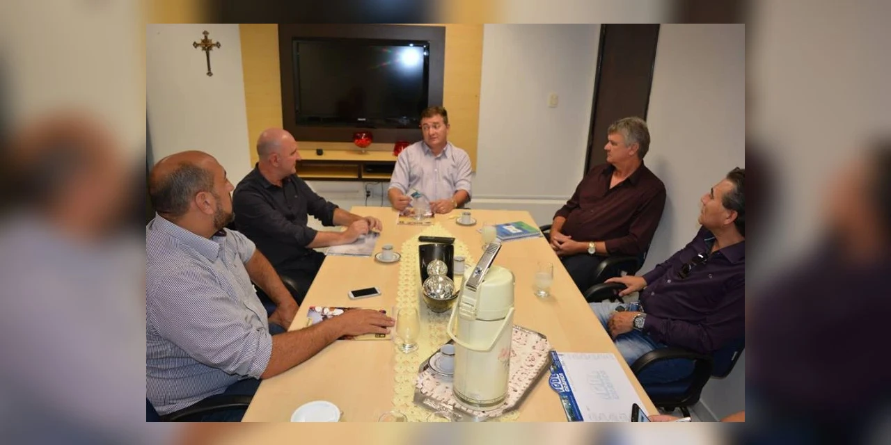 Sloboda e Blum integraram comitiva que visitou Associação do Oeste do Paraná