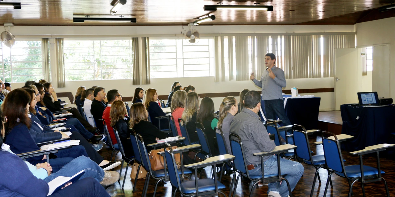 Gestores conhecem plataforma “Conviva Educação”