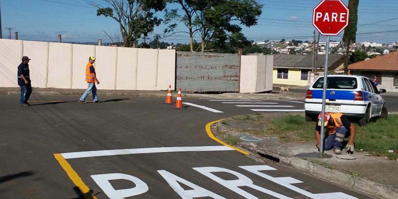 AMTT renova sinalização em Ponta Grossa