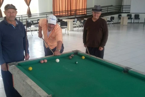 Segunda-feira é dia de jogos no Centro de Convivência do Idoso