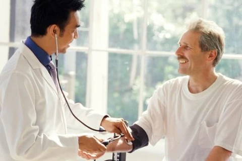 Agosto Azul terá atividades para mobilizar população masculina sobre os cuidados com a saúde e a paternidade