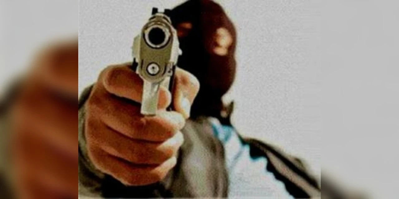 Bandidos assaltam restaurante na Vila Brasilinha