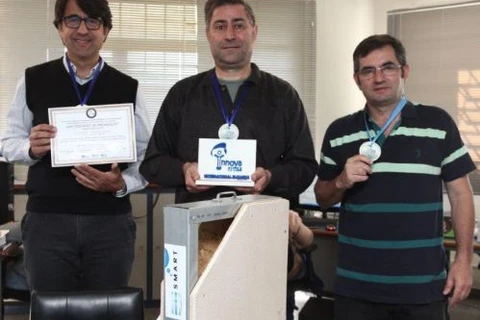 Pesquisadores da UEPG conquistam prêmios em Toledo