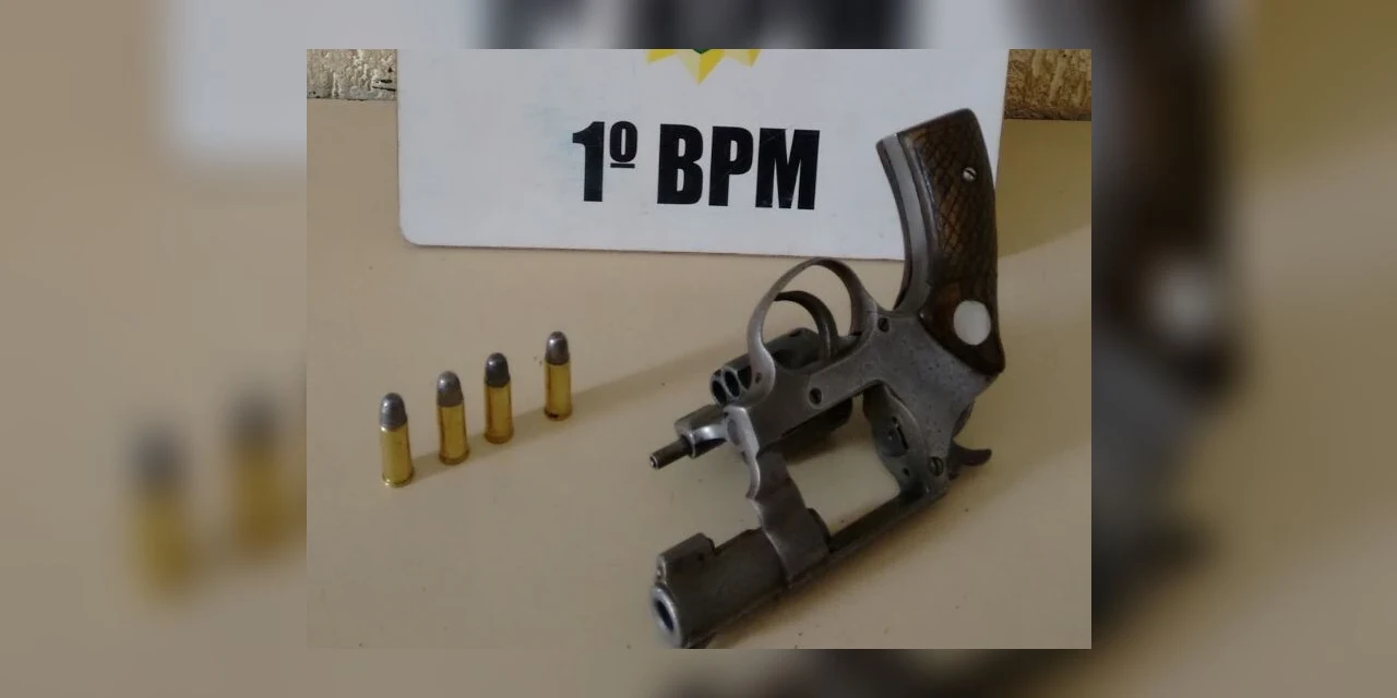 PM prende homem por porte ilegal de arma de fogo em Piraí do Sul