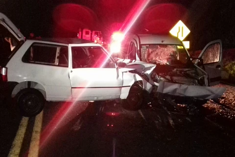 Ultrapassagem irregular causa grave acidente em rodovia de Tibagi