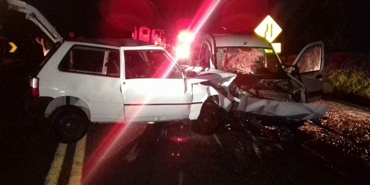 Ultrapassagem irregular causa grave acidente em rodovia de Tibagi