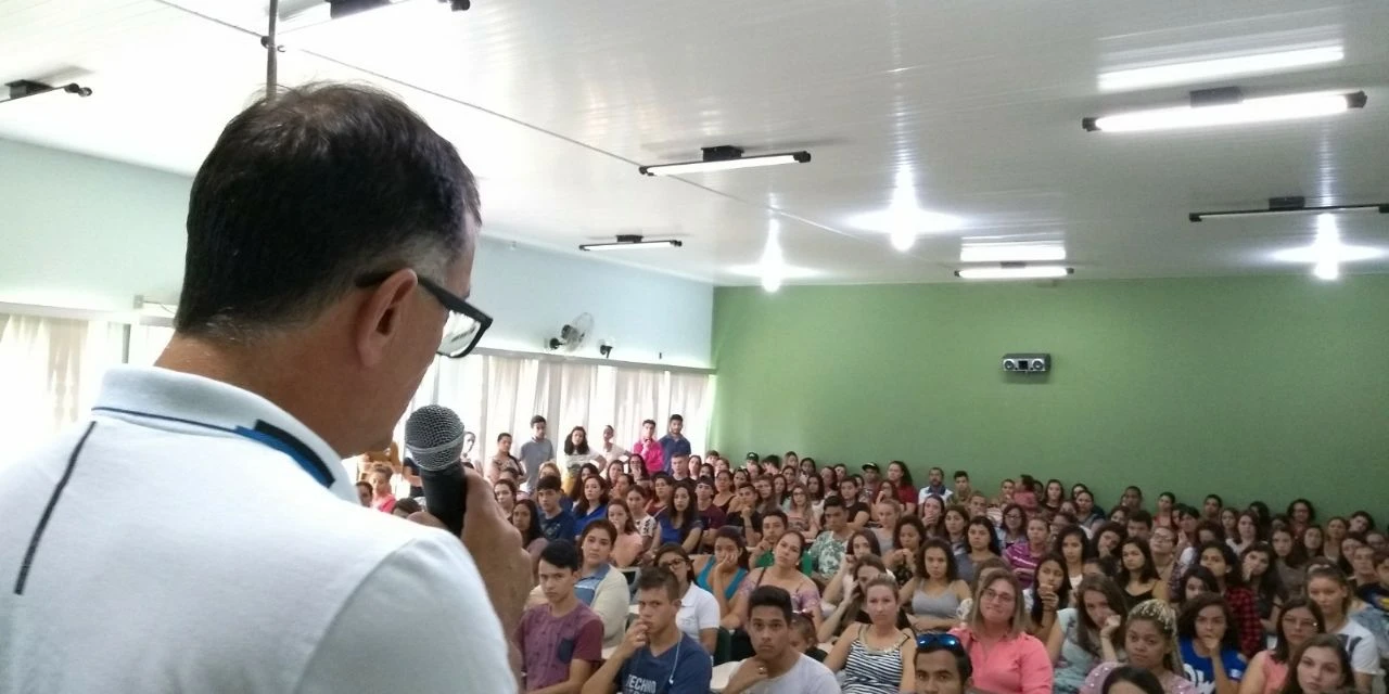 Prefeitura de Tibagi inova e contrata estagiários por processo de seleção