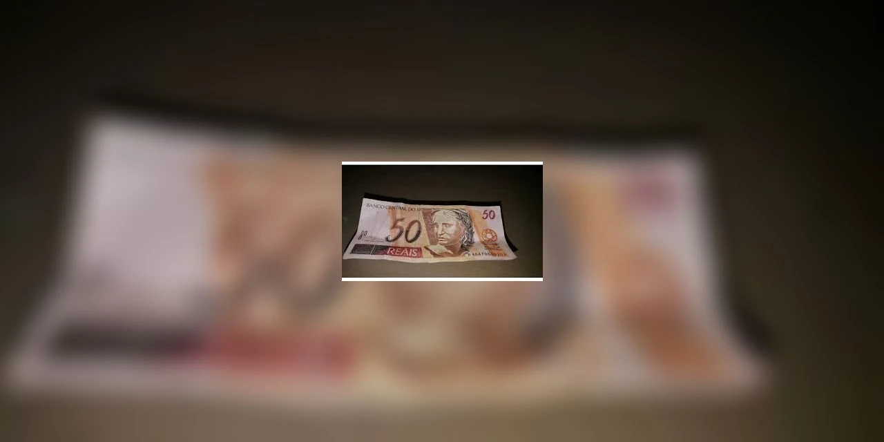 Dois jovens são presos com dinheiro falso em Castro