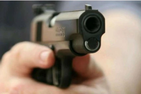 Ladrões promovem arrastão em bar da Vila Sabará