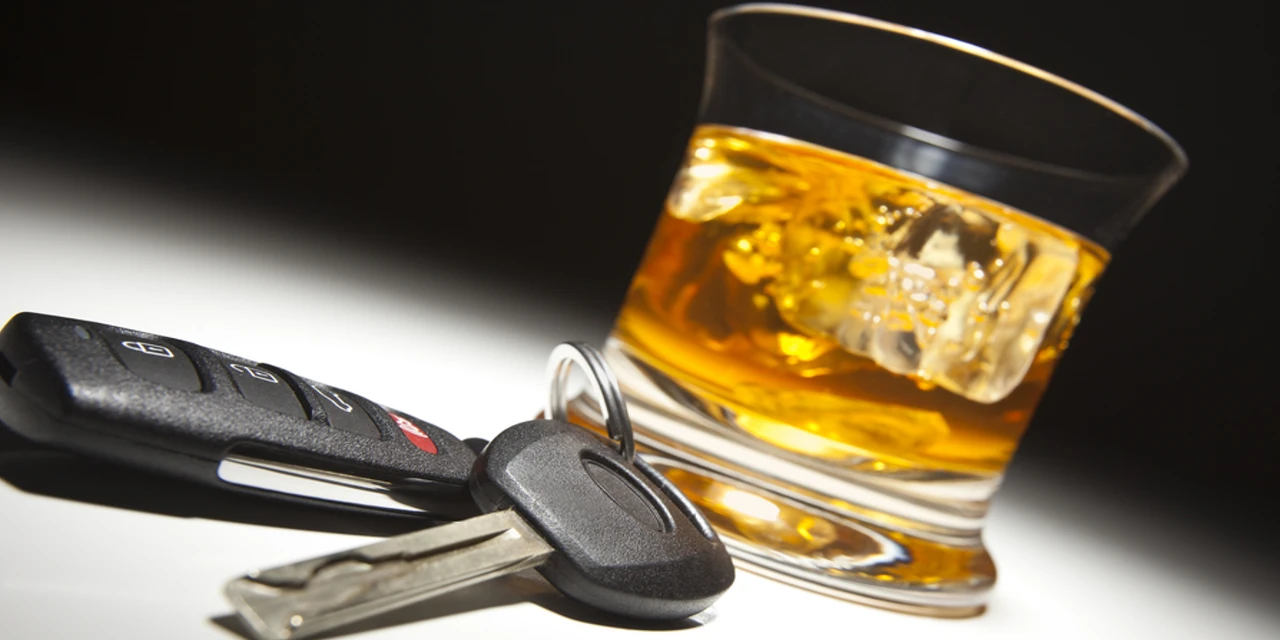 Condutor bêbado é preso depois de ser flagrado dirigindo na contramão