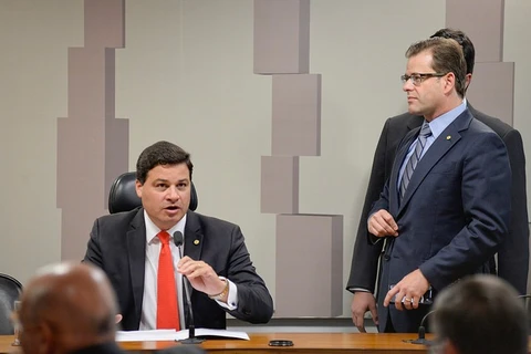 Comissão dos Eixos Suspensos é instalada e Sandro Alex assume presidência