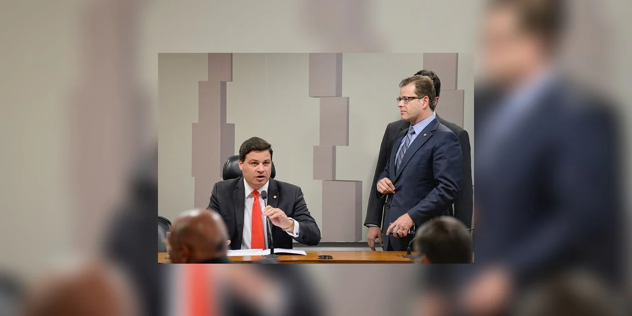 Comissão dos Eixos Suspensos é instalada e Sandro Alex assume presidência