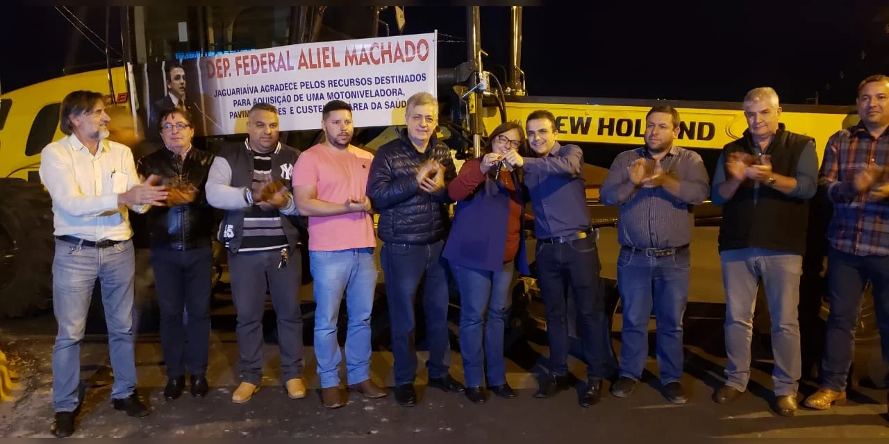 Deputado Aliel entrega recursos para Jaguariaíva