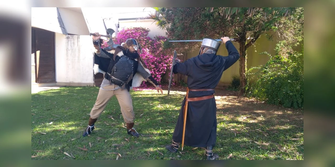 Entusiastas da Idade Média invadiram o centro de Ponta Grossa