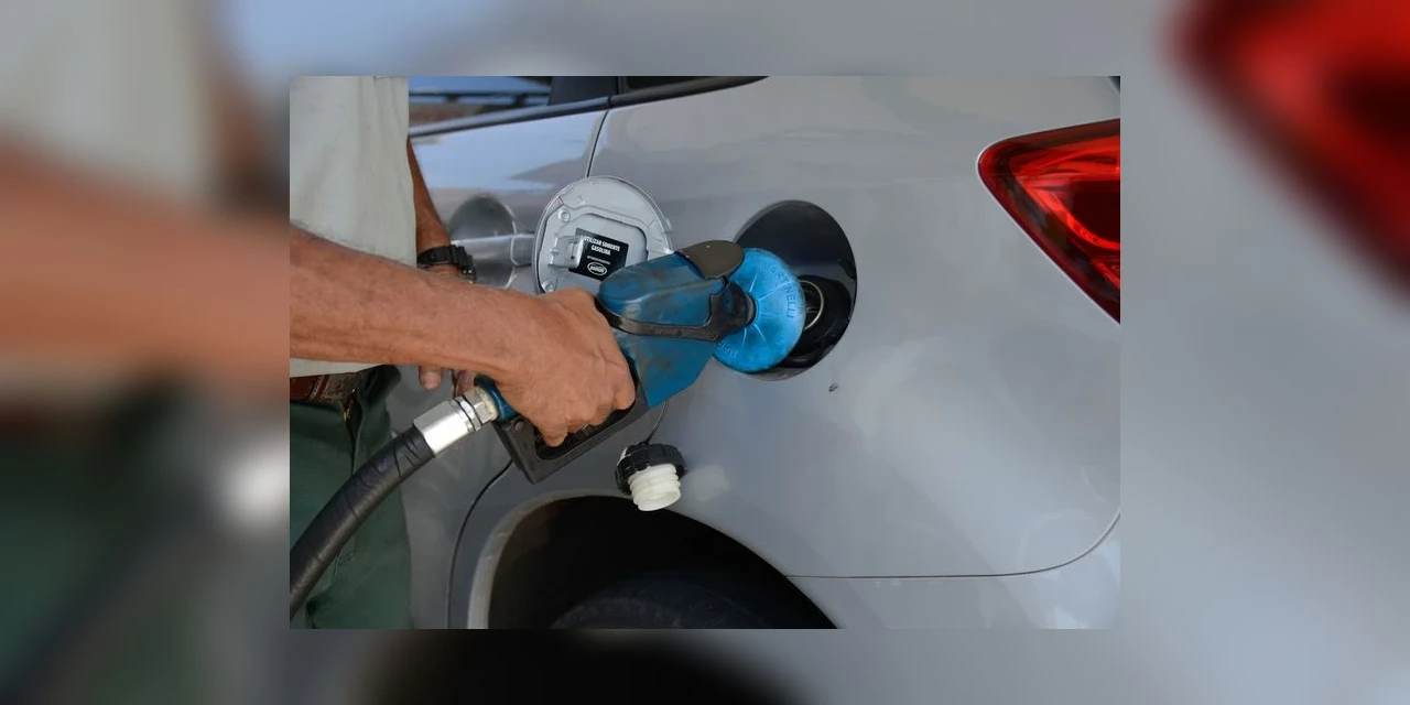 Combustíveis e transportes têm maiores altas em setembro