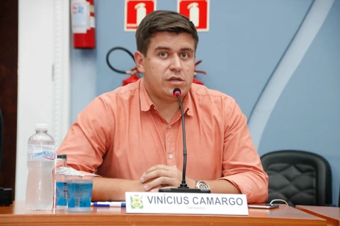 Vinícius Camargo quer proibir ‘ideologia de gênero’ em PG