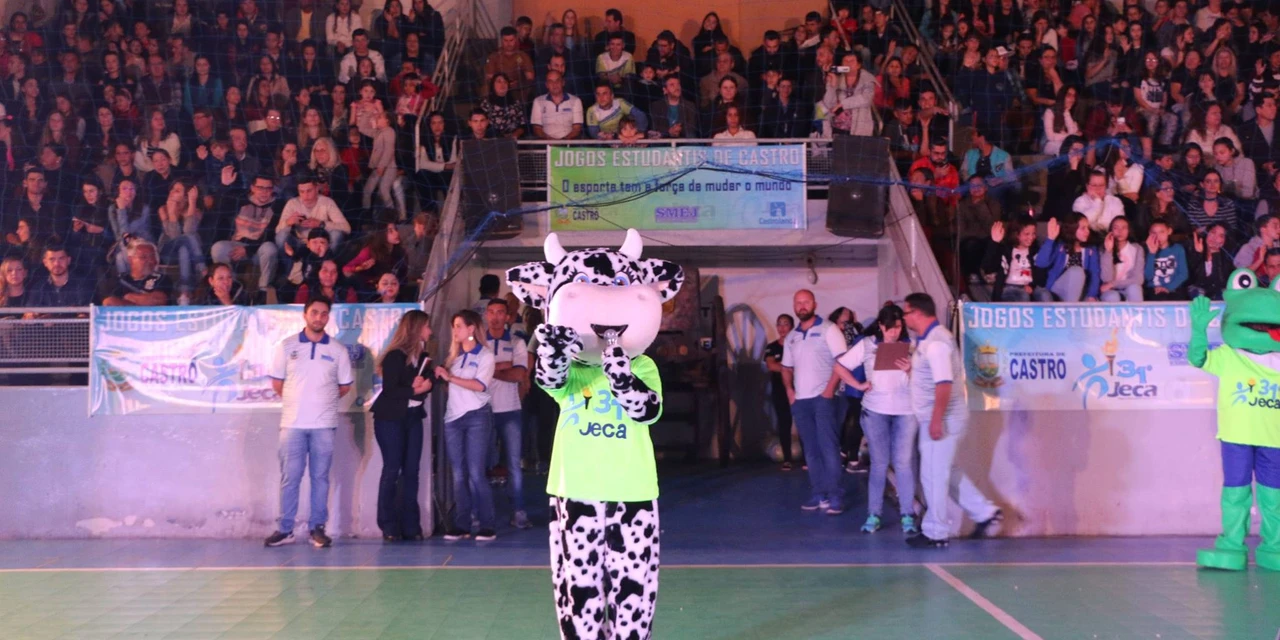 Abertura dos JECA tem público de duas mil pessoas