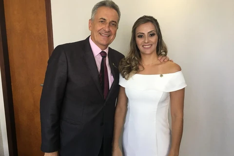 Mabel Canto toma posse na Alep