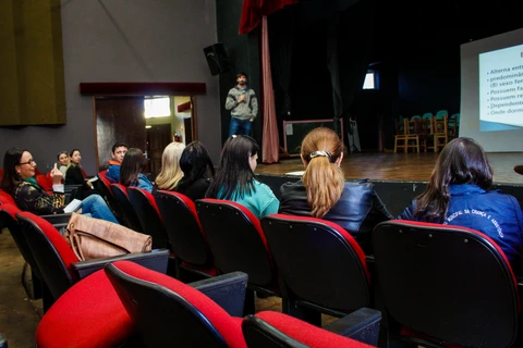 1ª reunião pública discute problema de pessoas em situação de rua em Tibagi