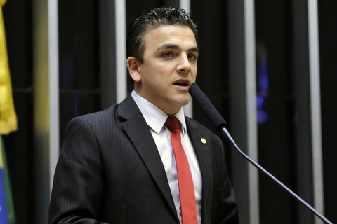 Aliel defende jornais impressos em mais uma retaliação do Governo