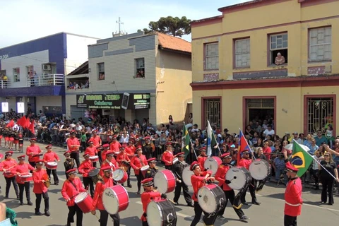 Jaguariaíva promove 11º grande desfile de Sete de Setembro