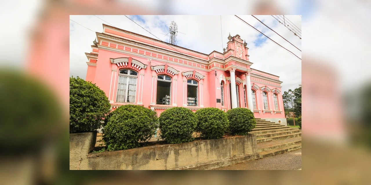 Biblioteca Municipal comemora 54 anos