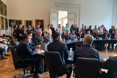 Deputado Hussein Bakri mostra força política e libera recursos a mais de 30 municípios do Paraná