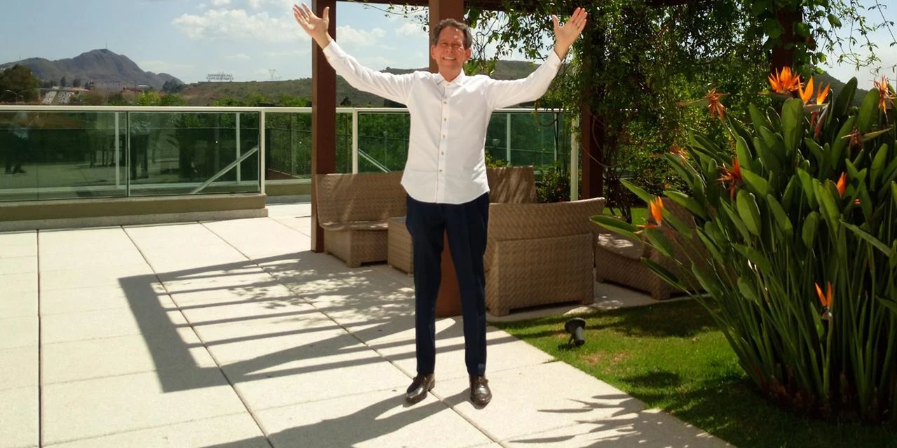 Homem curado de câncer terminal com tratamento inédito morre após acidente