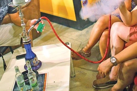 Homem é preso após festa com bebida alcoólica e narguilé, em São Mateus do Sul