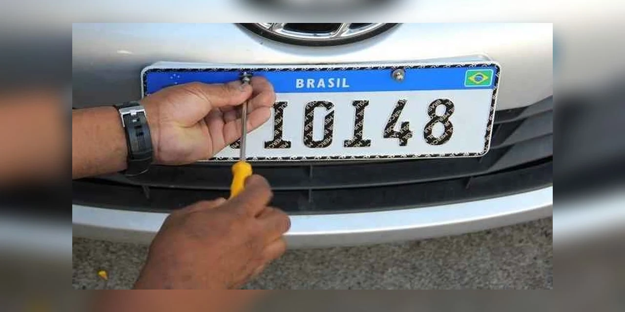 Emplacamento de veículos tem queda de 25% no Paraná de janeiro a maio de 2020, diz Detran