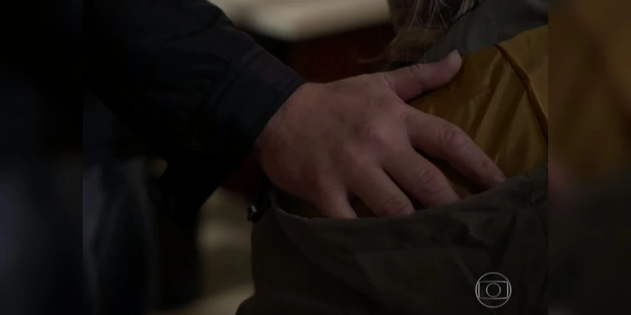 Professor é indiciado por assédio sexual contra alunas, em Apucarana