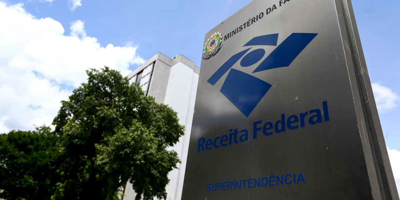 Imposto de Renda: 242 mil contribuintes do Paraná estão no 3º lote de restituição; veja como consultar
