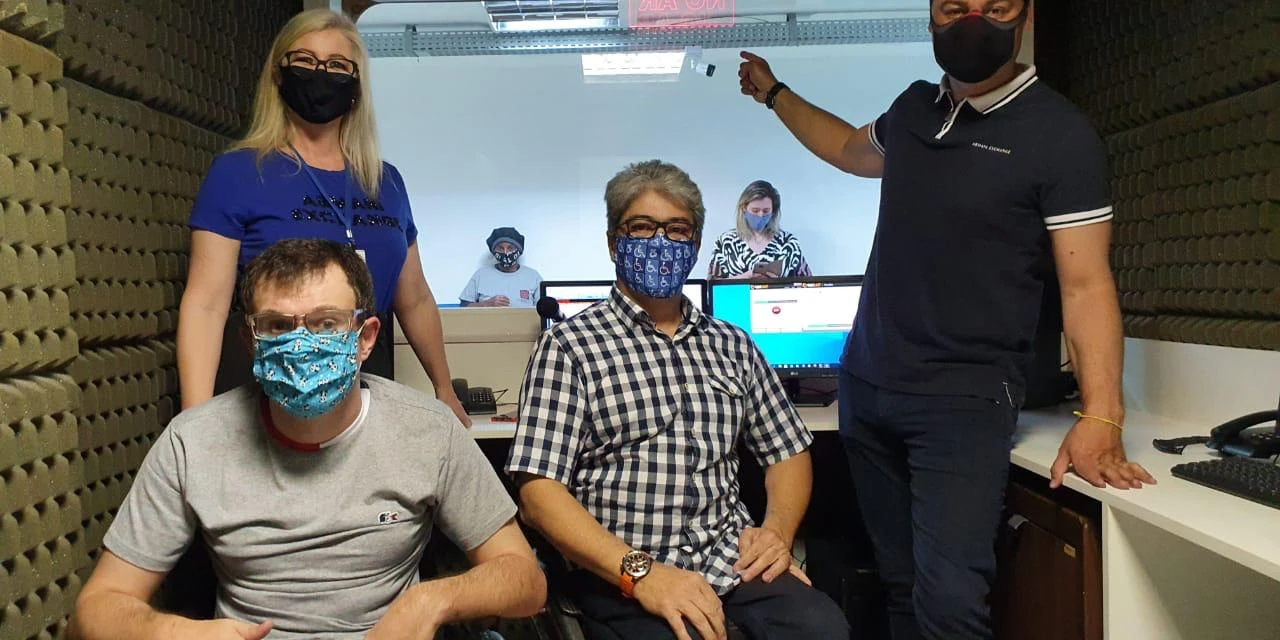 RÁDIO INCLUSÃO: Prefeitura lança projeto com foco na terceira idade e pessoas com deficiência