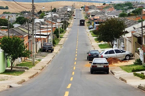 AMTT revitaliza sinalização viária no Residencial Califórnia