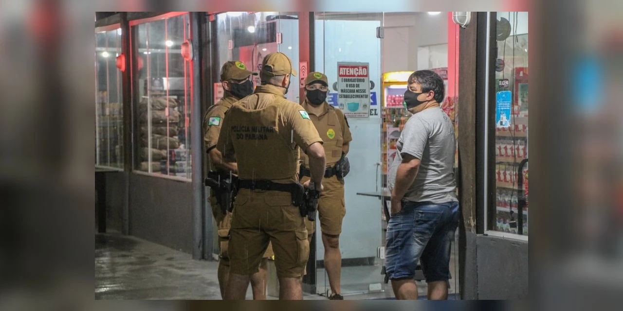 Policiais dispersaram 96 aglomerações na terça-feira