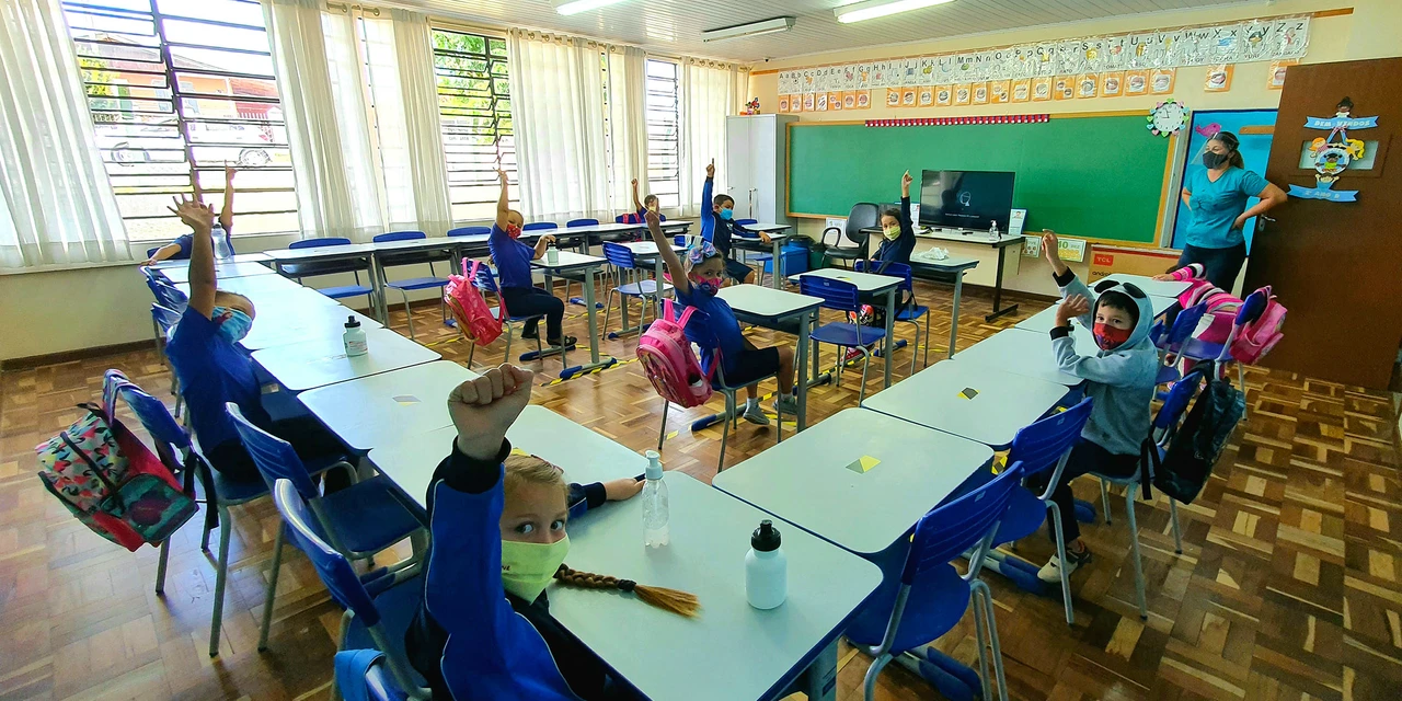 Retorno presencial de aulas em PG será ampliado para a Educação Infantil no dia 17 e 24 para o Fundamental