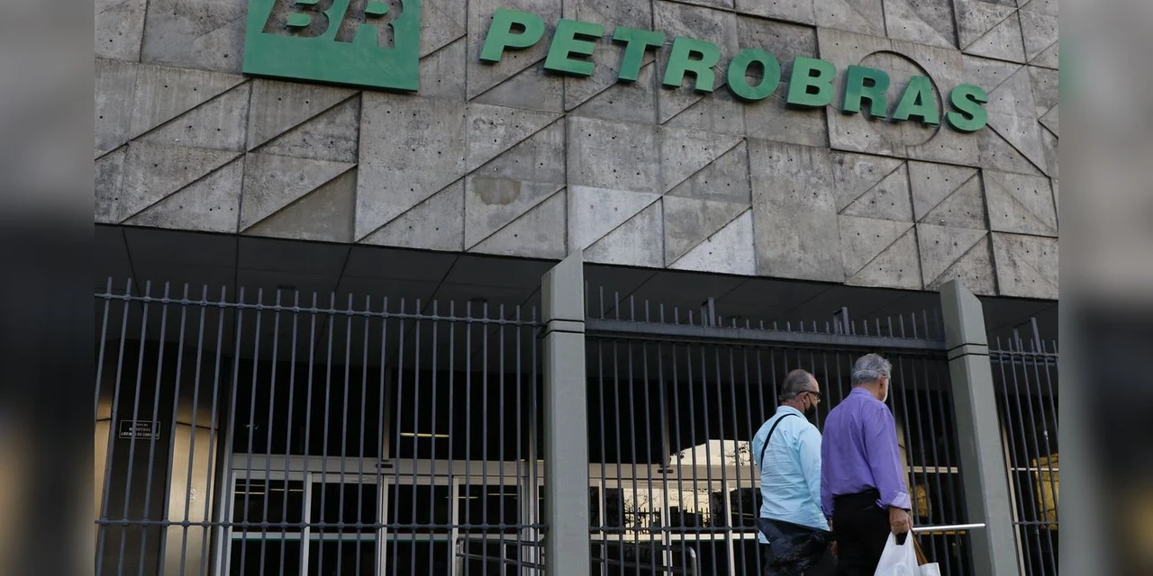 Petrobras anuncia reajuste de 7% no preço do gás natural
