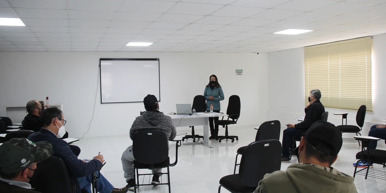 Município apresenta alterações na legislação do SIM/POA para produtores de alimentos de origem animal