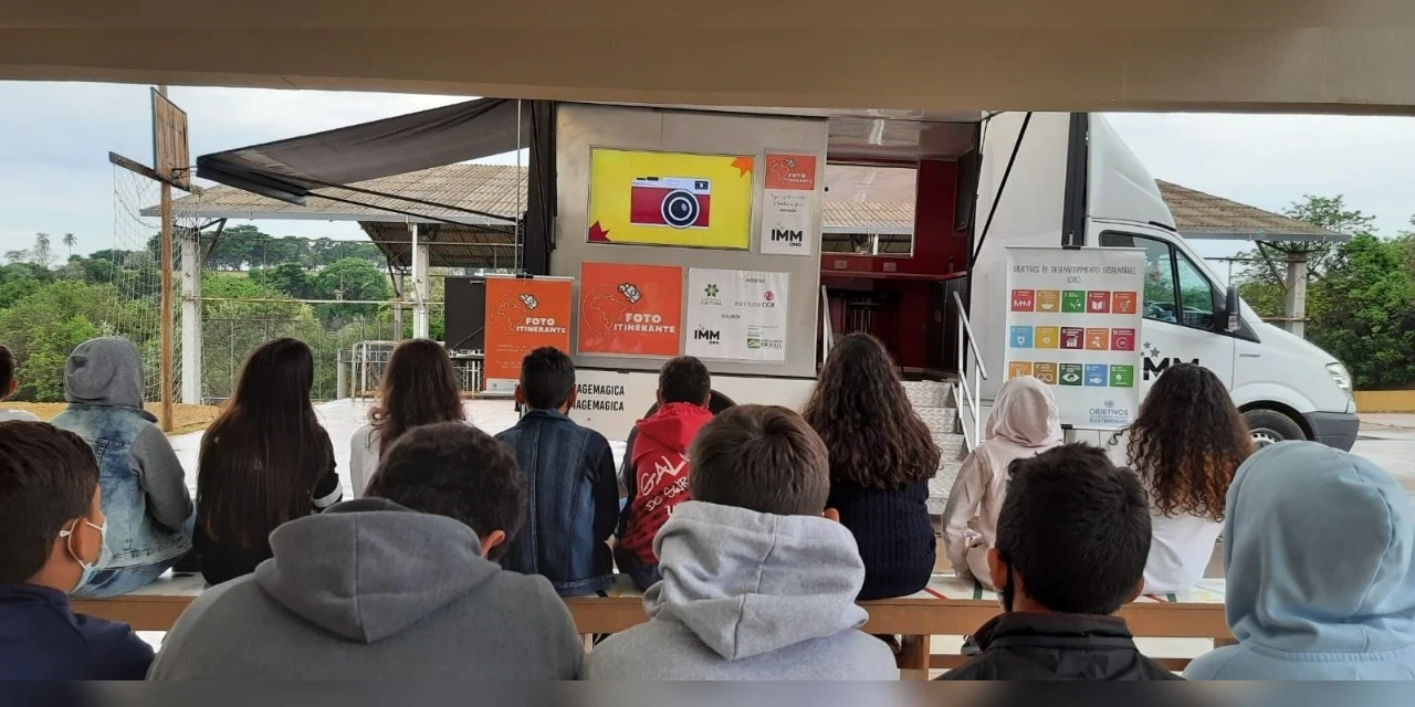 Escolas de Tibagi realizam atividades fotográficas promovida por ONG