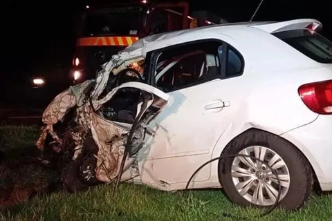 Motorista morre após invadir a contramão e colidir contra veículo na PR-317, no noroeste do PR