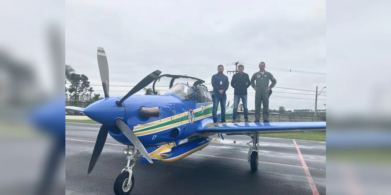 Esquadrilha da Fumaça se apresentará em Ponta Grossa