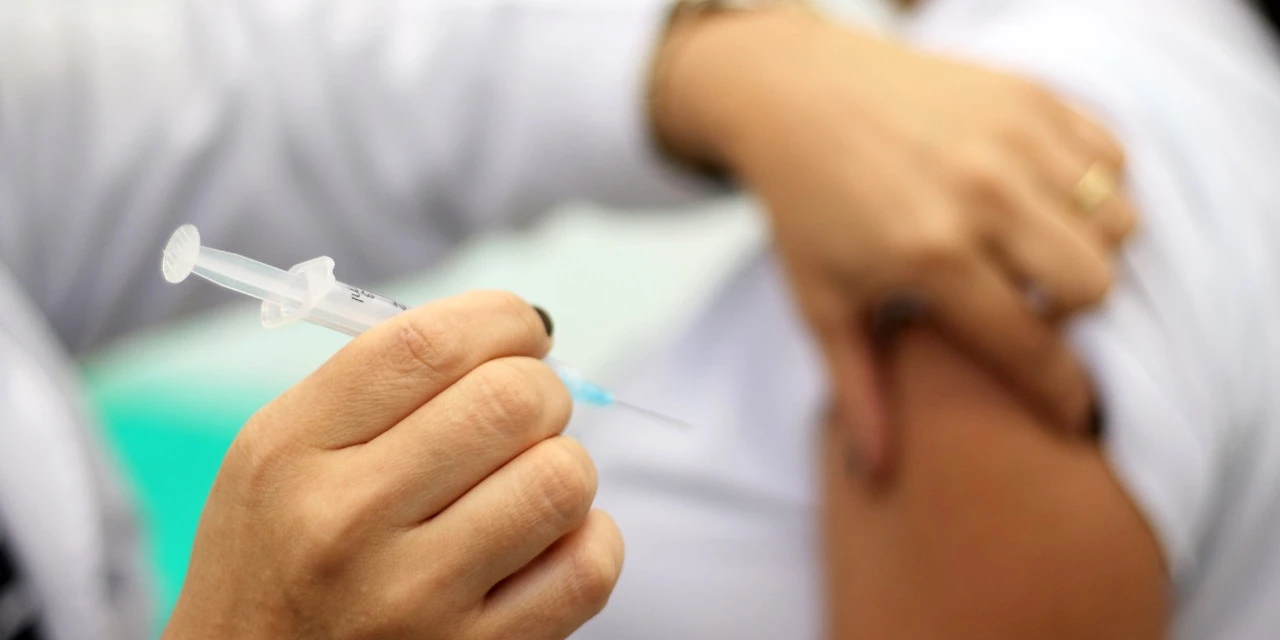 Saúde realiza etapa de vacinação pediátrica com novo formato de agendamento