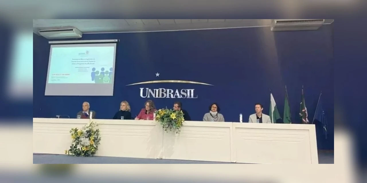 Telêmaco Borba participa do Seminário Macrorregional da Gestão Intersetorial do Cadastro Único e Programa Auxílio Brasil