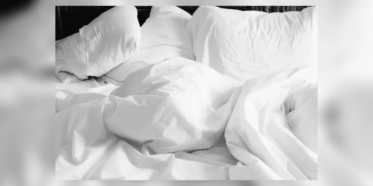 Ladrão arromba apartamento e finge estar dormindo para não ser preso no Oeste do PR