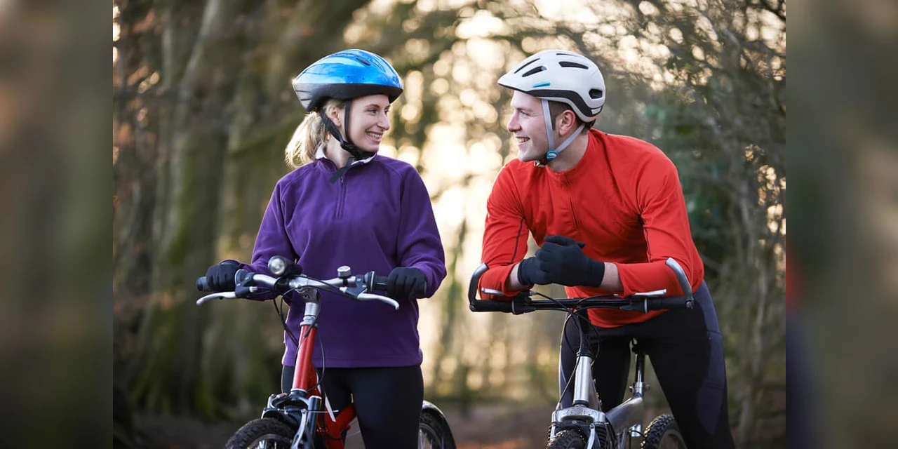 Dicas para andar de bike no inverno; saiba como se proteger