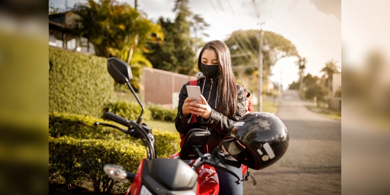 Moto barulhenta aumenta risco de perda auditiva em piloto