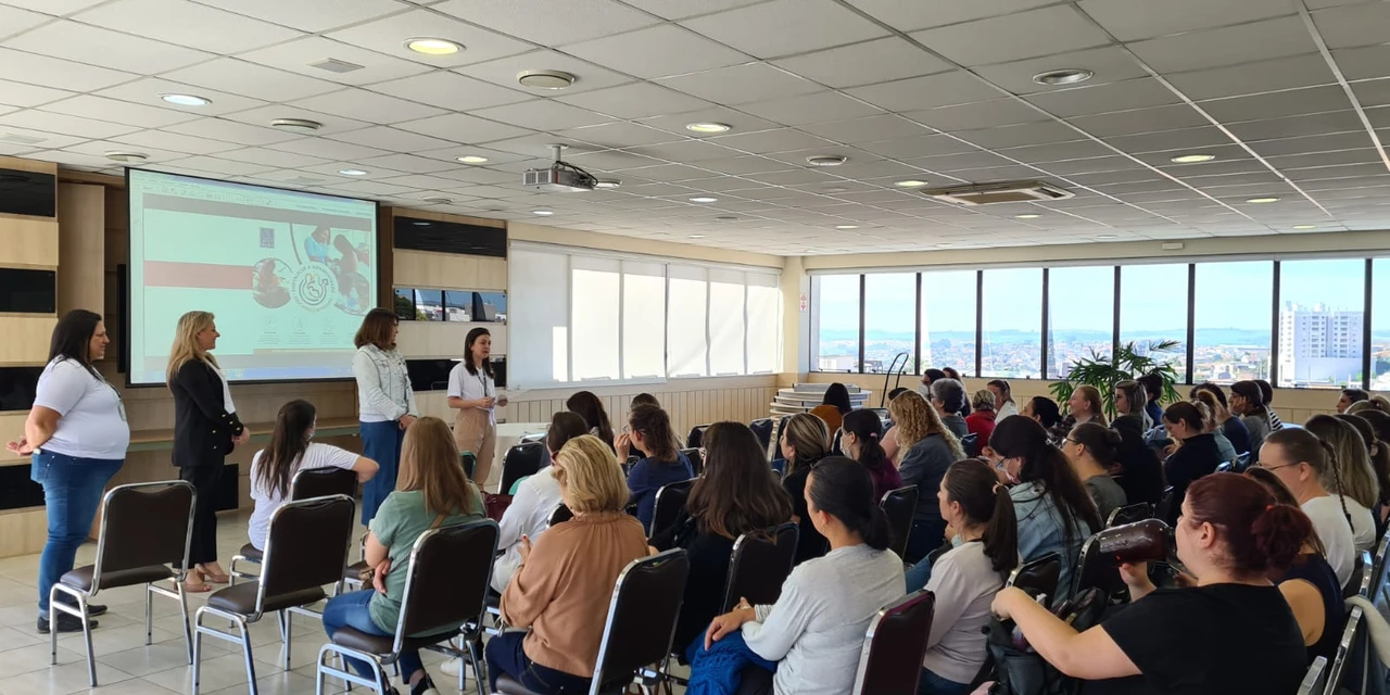 Prefeitura promove capacitação sobre Aleitamento Materno