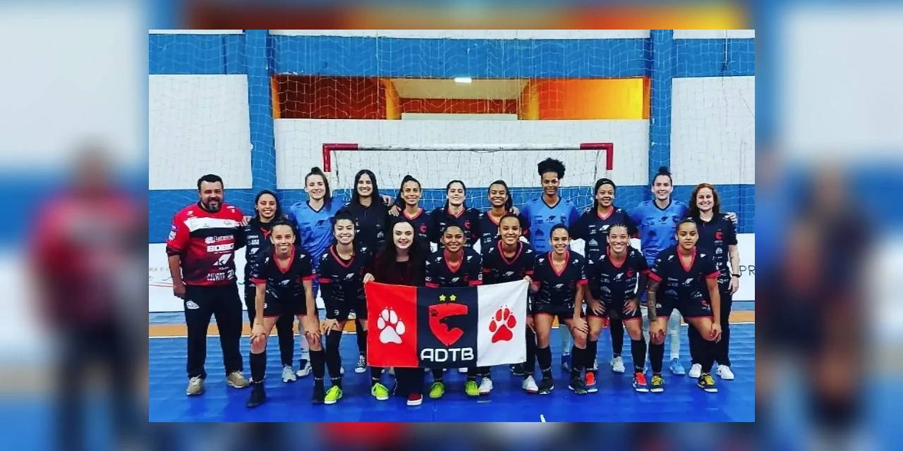 ADTB vence Pato Branco, no Furtadão, e lidera o grupo B na Ouro 2022