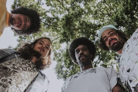 Boogarins faz apresentação única em Ponta Grossa neste final de semana