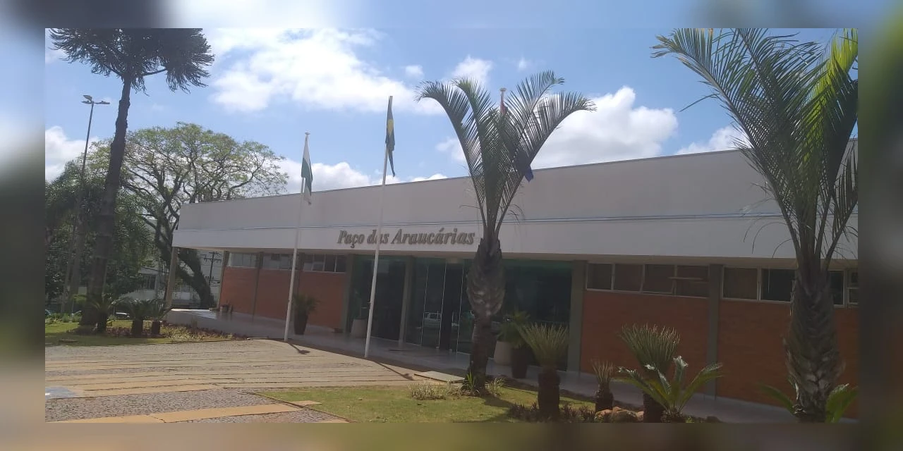 Prefeitura decreta ponto facultativo dia 14/11, véspera do feriado da Proclamação da República